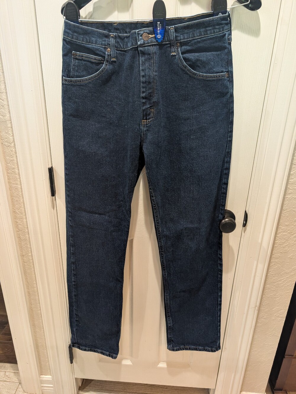 Men's Wrangler 1096FXVMF Dark Blue Classic Straight Jeans